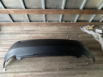 00-05 TOYOTA CELICA REAR BLACK BUMPER