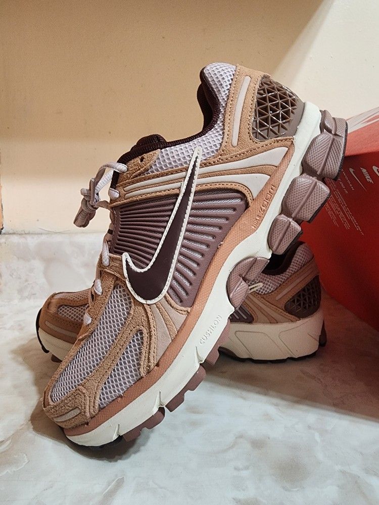 Nike Zoom Vomero 5