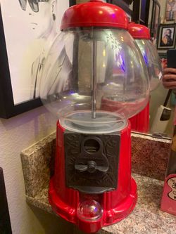 Glass metal bubblegum machine NWOB