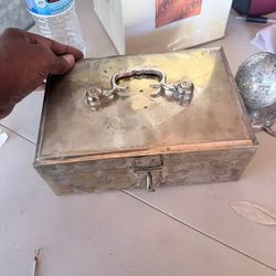Vintage Handcrafted Indian Brass Betel (Paan) Box