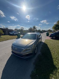 Hyundai sonata 2016.