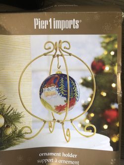 Pier 1 Ornament Holder