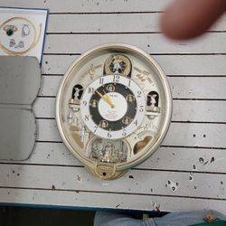 Seiko Musical Wall Clock