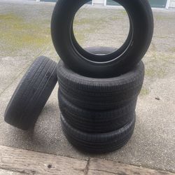 5 used 255/60R18 good year tires