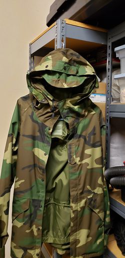 Women's Water and Wind Proof Camo Parka