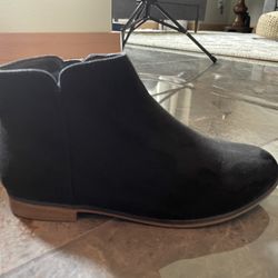 Girls Shoes