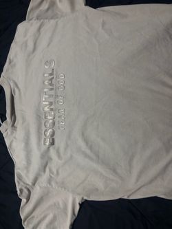 Essentials shirt (medium)