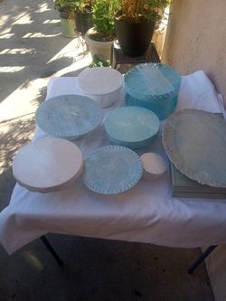 Light Green Dessert Displays