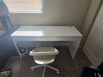 Desk with chair