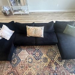 U-Shaped Couch 