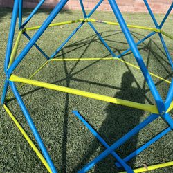 Climbing tower Lifetime Products  Free