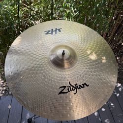 Zildjian Avedis ZHT Ride Cymbal 22”