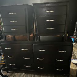 Dresser And End Tables