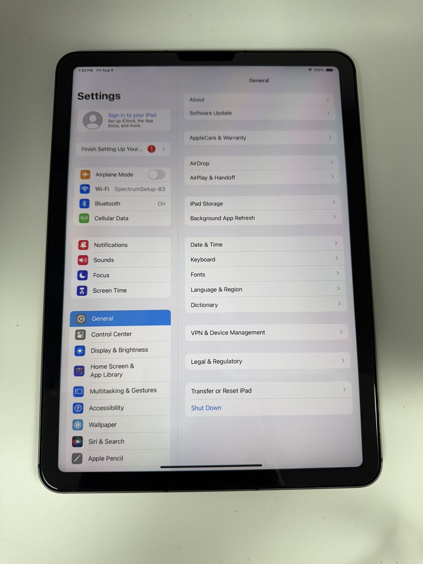 iPad Air 5th gen 256gb Wifi+Cellular 5G Unlocked