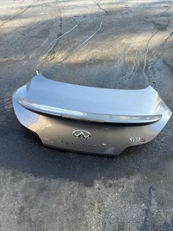 Infiniti G37 Coupe Trunk Part