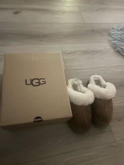 Ugg  size 5 women shoes