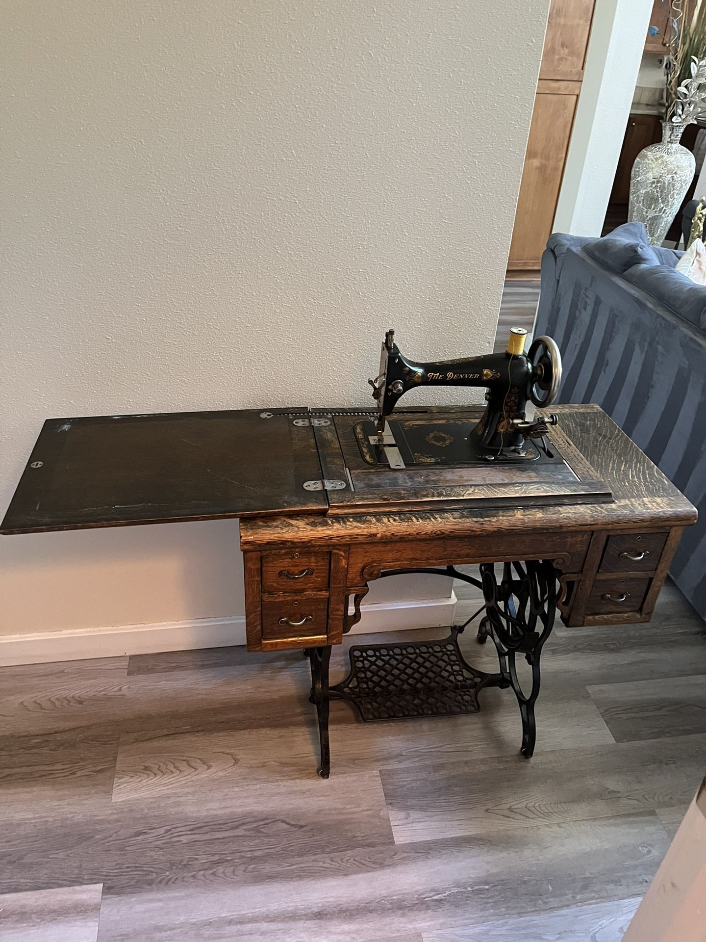 Vintage sewing machine 