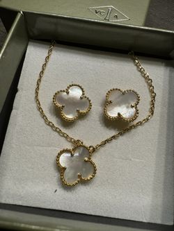Earrings & necklace Set