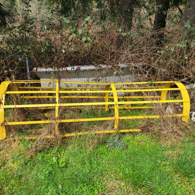 Fixes Steel Ladder With Walk Through Cage 350.00 Each