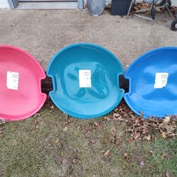 3 Arctic Wolf Snow Saucers 