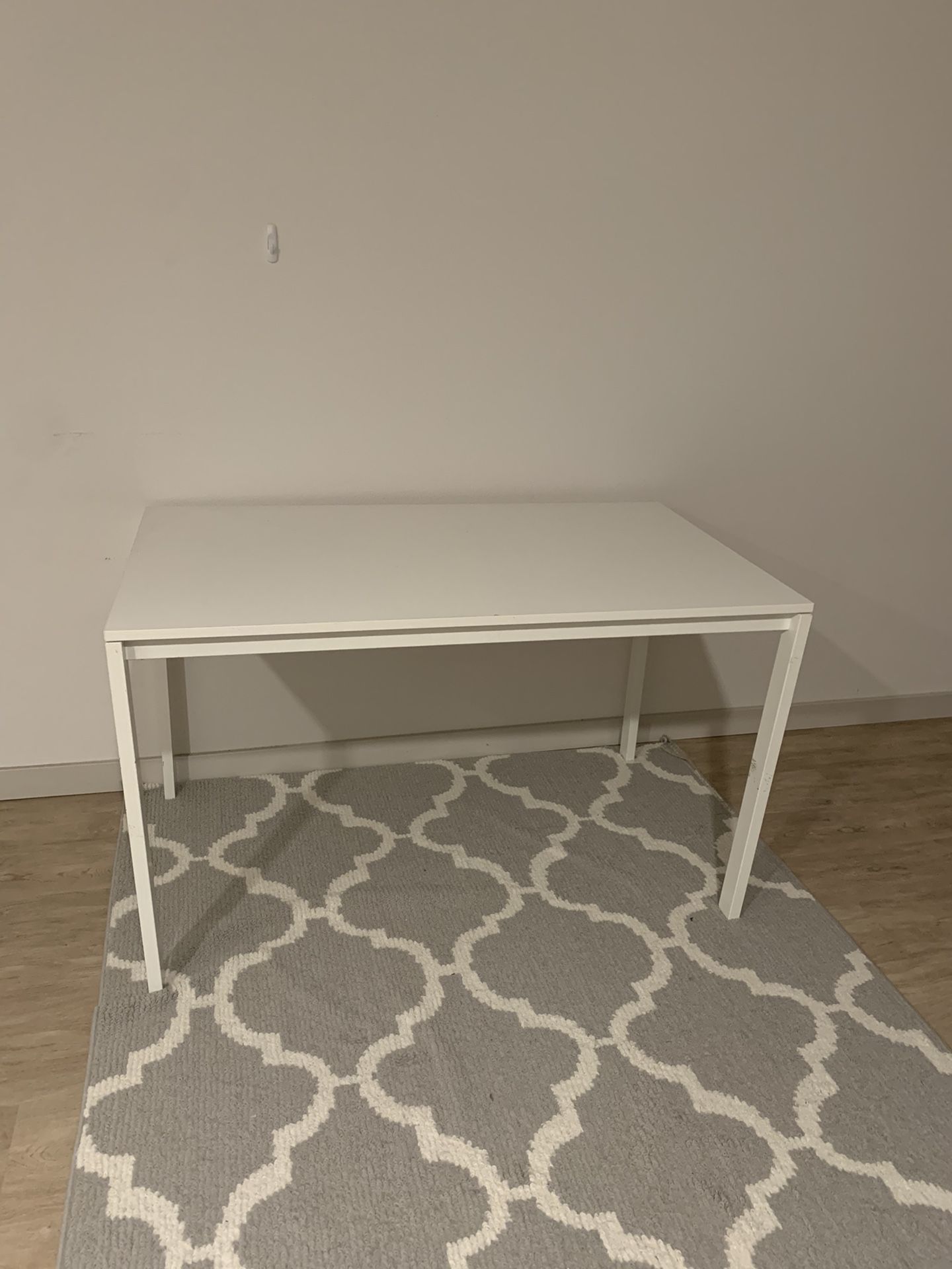 Ikea meltorp table