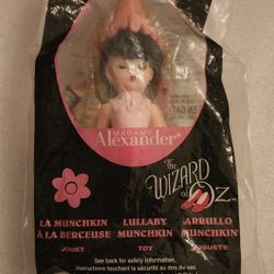 N. Peoria 2008 Madame Alexander 5" Doll Lullaby Munchkin The Wizard Of Oz McDonald's Happy Meal Toy Sealed In Package Read The For Pick Up Location Op