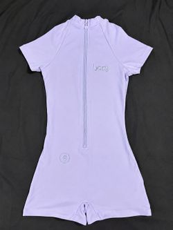 Body by Raven Romper – Size Medium 💜
