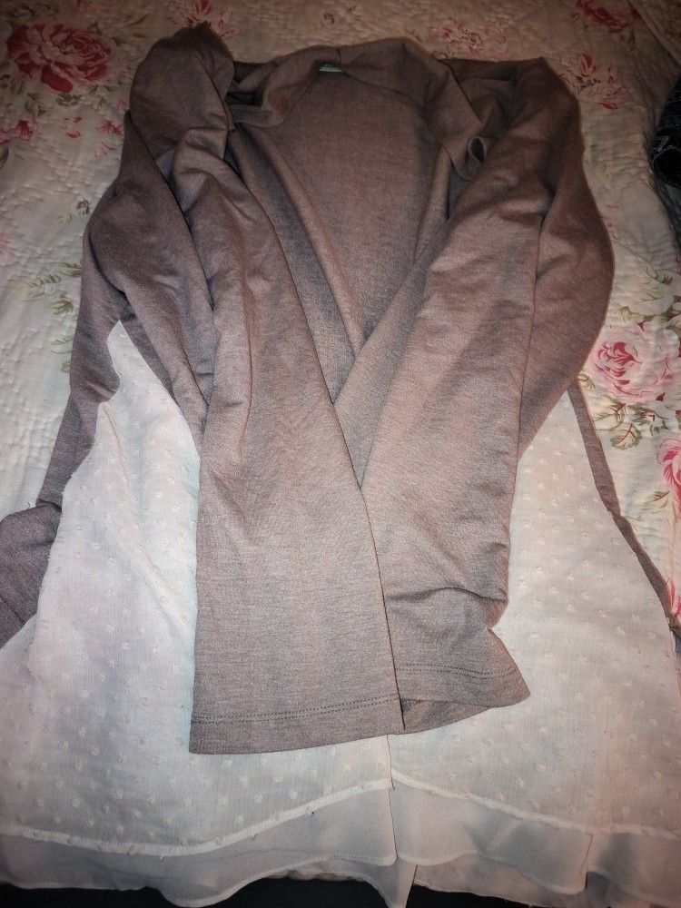 $5 Plus Size Cardigan With Cream Trim At The Bottom