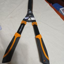 Fiskars Hedge Trimmers 23 Inches