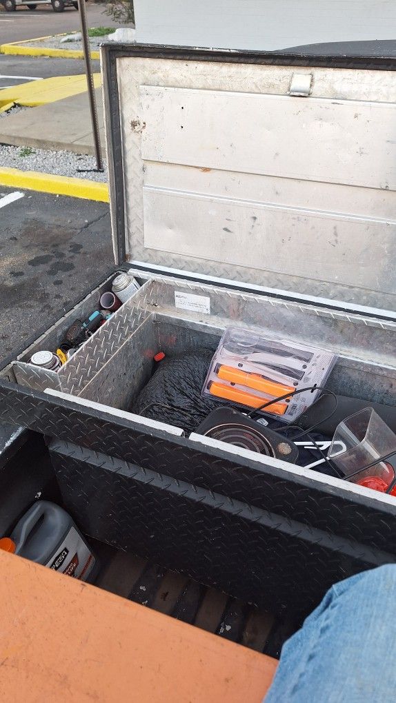 6' Truck Toolbox 