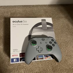 Oculus Go 32GB w/paired Xbox Bluetooth controller.