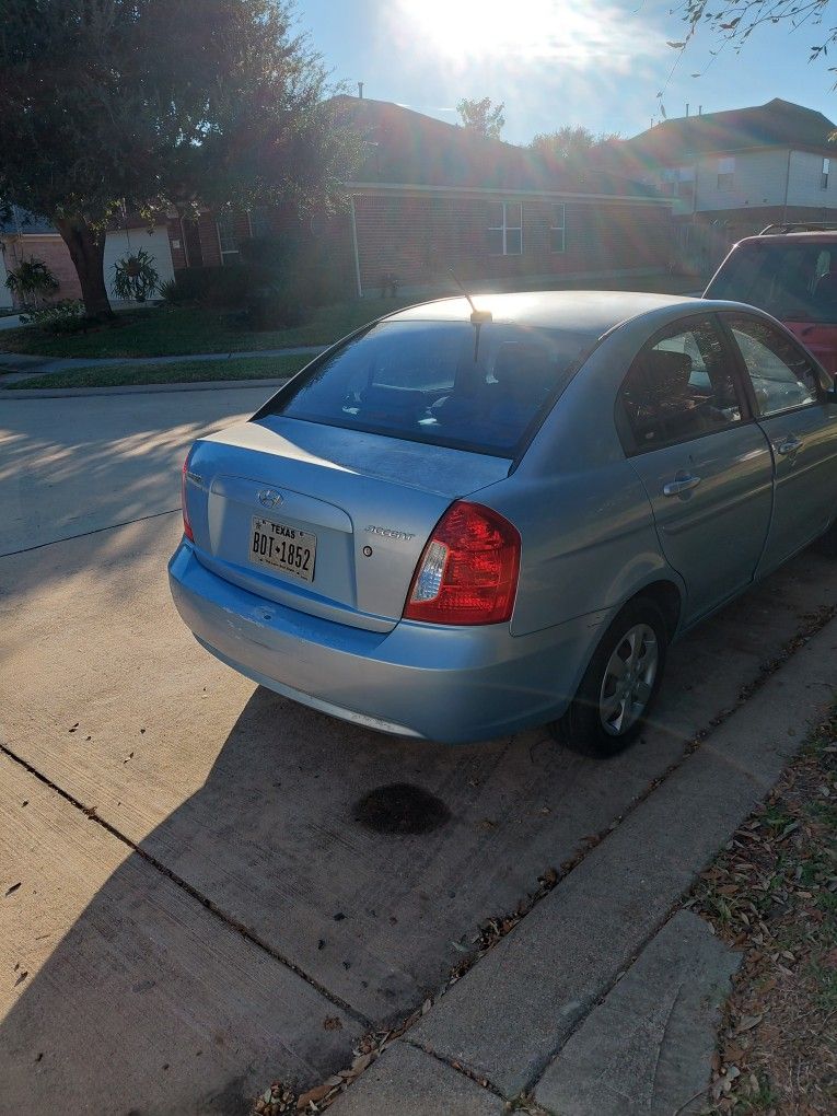 2011 Hyundai Accent