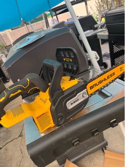 20-Volt MAX 12 in. Brushless Cordless Battery Powered Chainsaw (Tool Only)