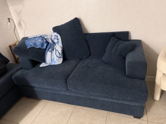 Bonaterra Blue Loveseat w/Ottoman Sofa
