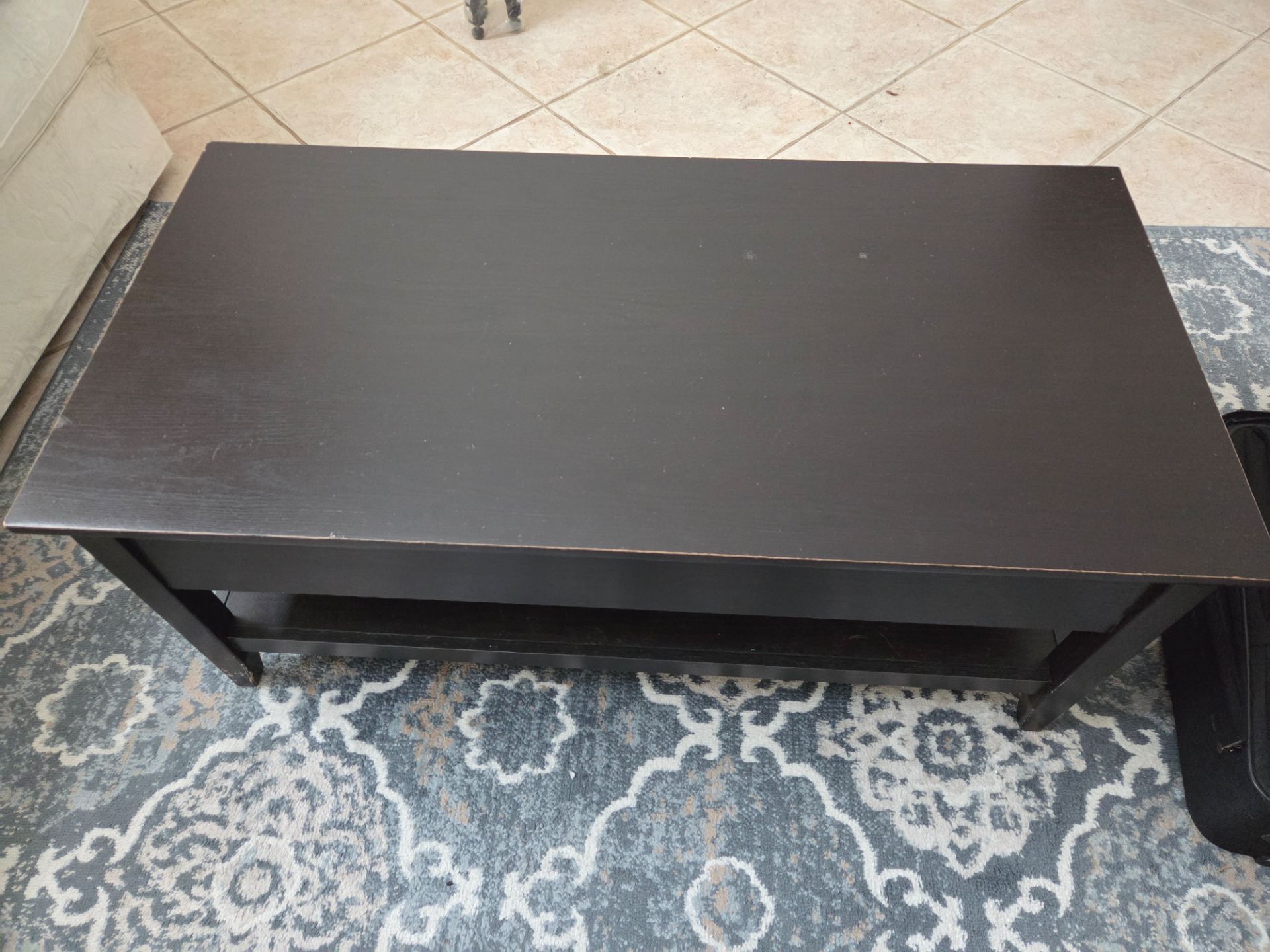 Free Coffee Table That Lifts - Pending Pickup