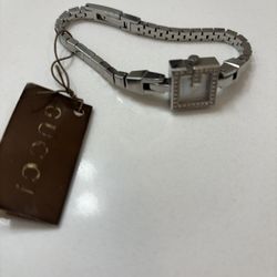 Gucci  Diamond Mini G watch Mother Of Pearl vintage Stainless Steel 32 Diamonds