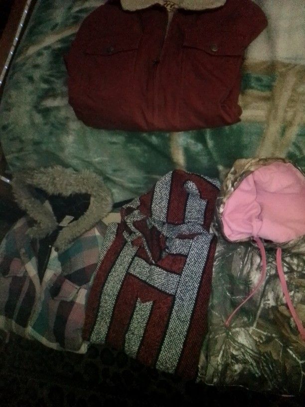 2 Women's Jackets And 2 Hoodies