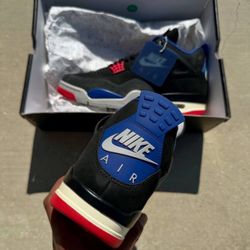 Jordan 4