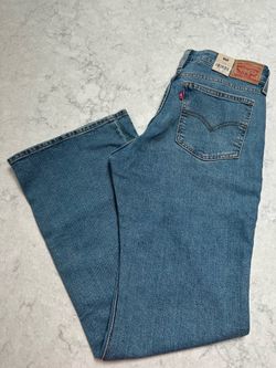 Woman’s 31x32 Levi’s Superlow bootcut jeans