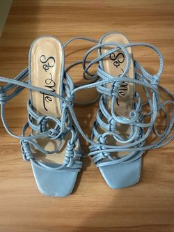 So Me Light Blue Lace-Up Square Toe Heels Size 5.5