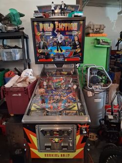 Limited edition Pulp Fiction pinball machine bad mutha flipper edition