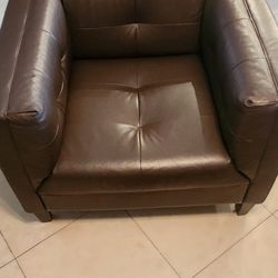 Italian Leather Chair 