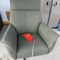 Swivel Reclining Chair With USB
