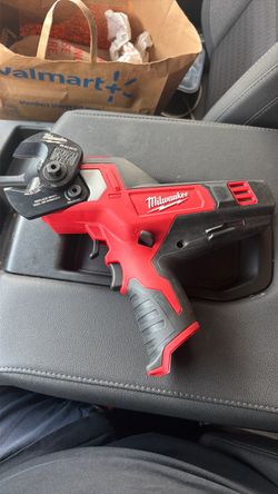 Milwaukee M12 Cordless wire Cutter Tool Only