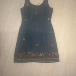 BLUE JEAN EMBROIDERY DRESS SIZE 7