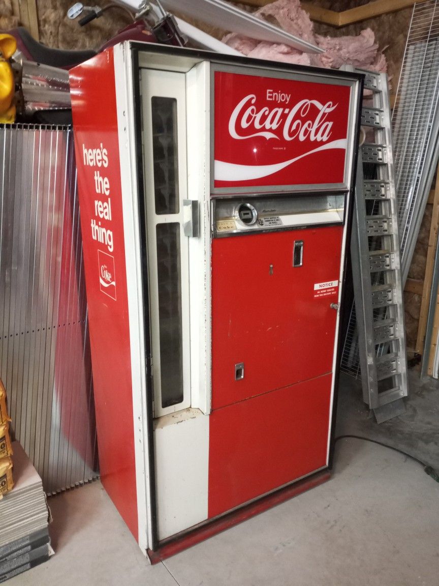 1960s Cavalier CS-142E Coca Cola Machine.