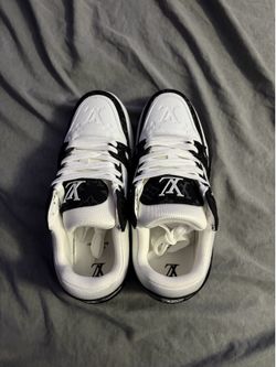 Black LV trainer
