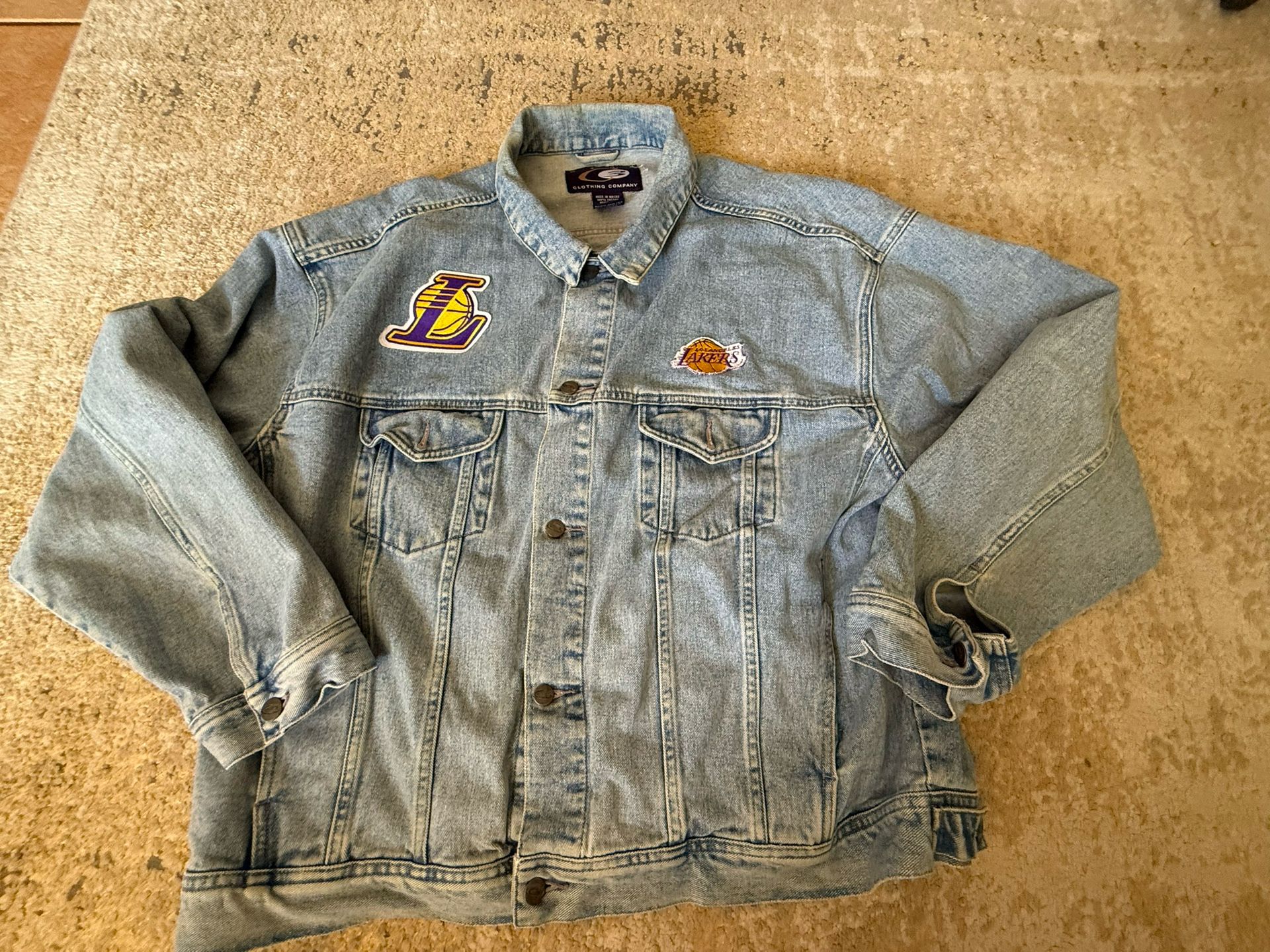 Vintage 90’s Cyrk Clothing Company Los Angeles Lakers Denim Jackets Size 3XL, Not Kobe, LeBron, Luka, RC, Ralph Lauren, Polo, Tommy Hilfiger