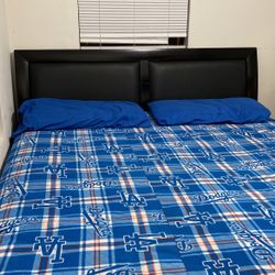 Cali King Bed