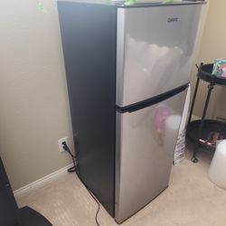 Free Mini Refrigerator (Galanz)